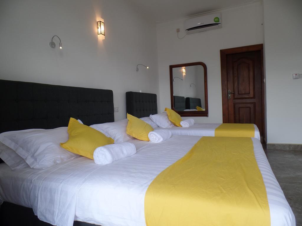 Kandyan Bluestar Villa Zimmer foto